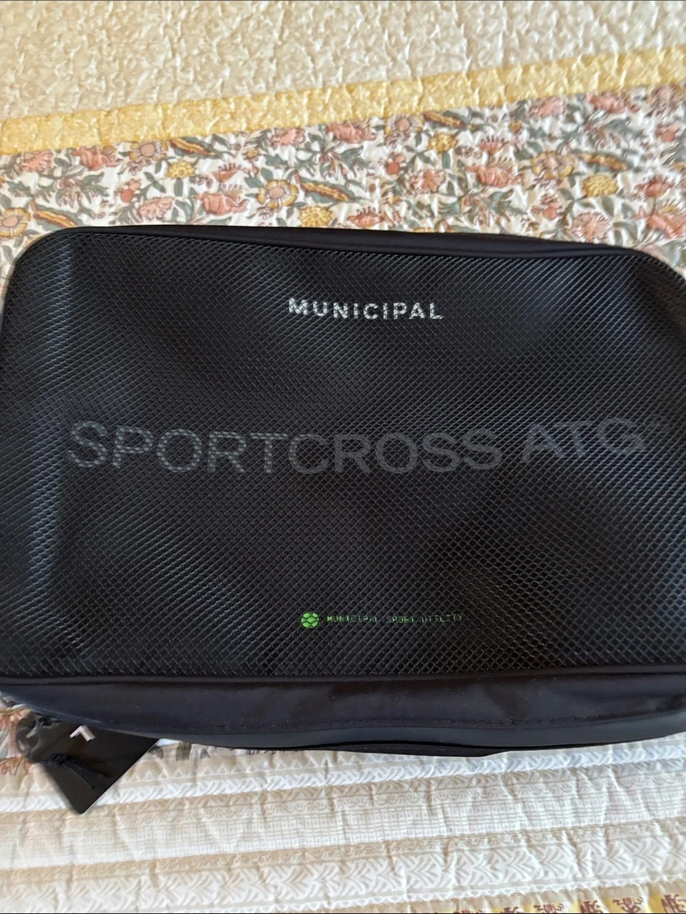 Men's Black Sportcross ATG Travel Bag & Juice Golf Balls